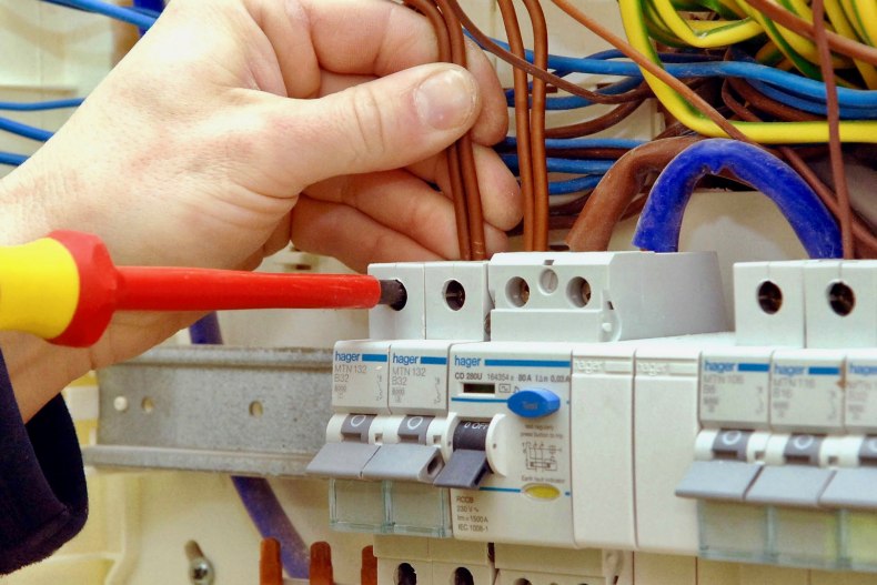 Ustanovka-avtomativ-Rivne